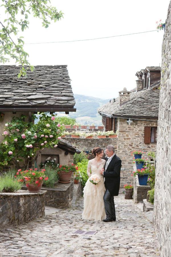 Pensjonat Borgo Casale Albareto  Zewnętrze zdjęcie